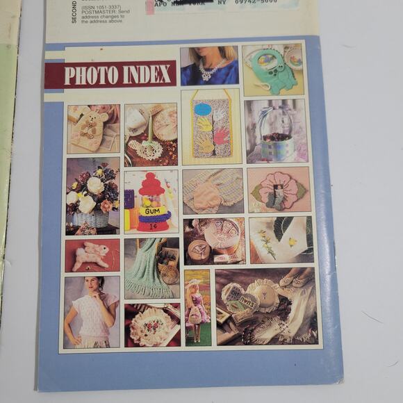 4 Annie's Quick & Easy Pattern Club Crochet Booklets Featured Floral Flowers - Picture 8 of 8